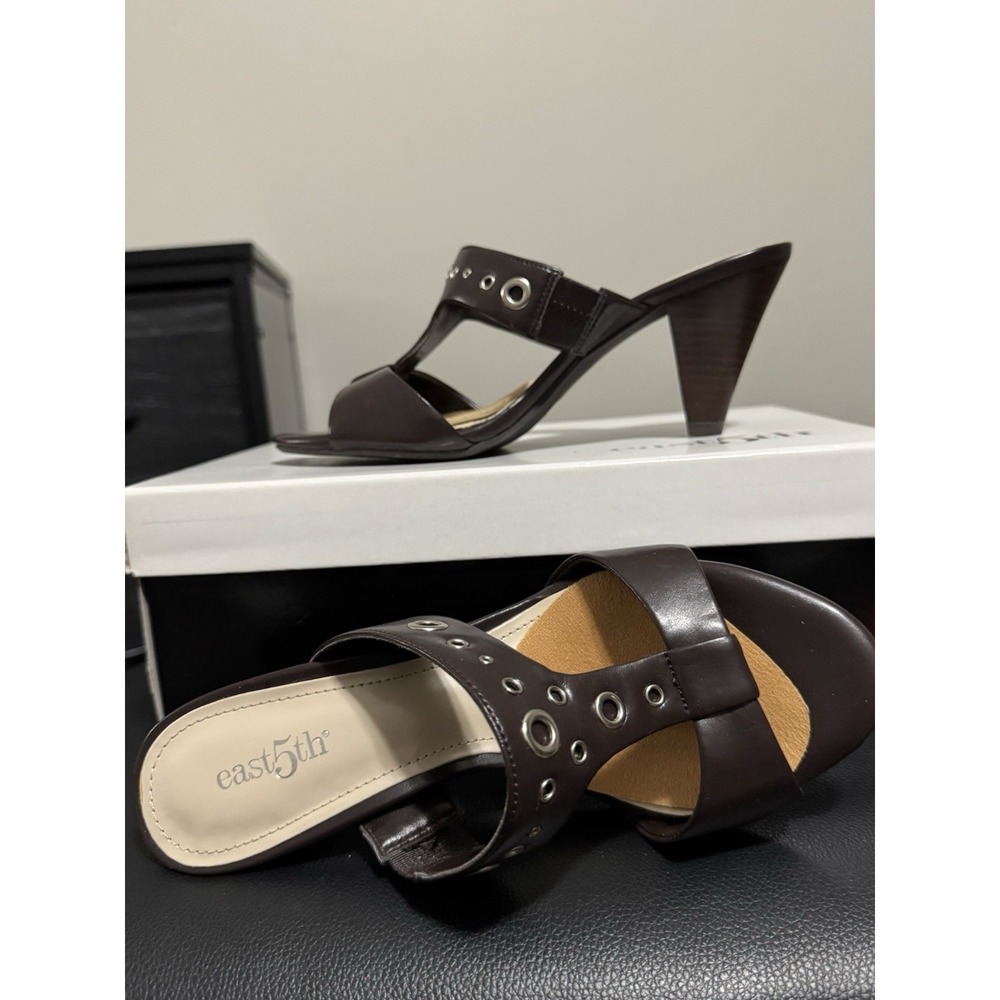 East 5th Mia Brown T-Strap Studded Grommet Wedge Sandal Size 6M. New With Box